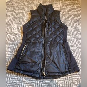 Lululemon quilted vest size 4